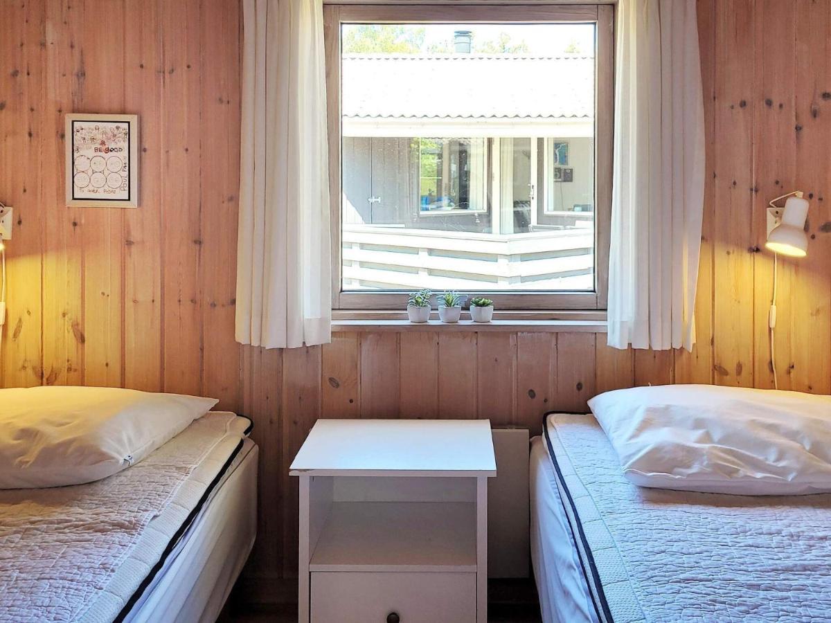 8 Person Holiday Home In Nex Snogebaek Ngoại thất bức ảnh